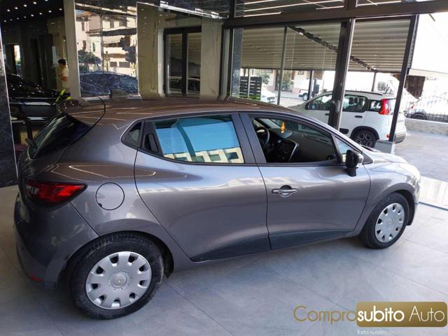 RENAULT Clio usata, con Climatizzatore