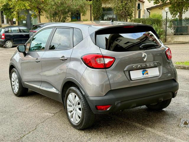 RENAULT Captur usata, con Alzacristalli elettrici