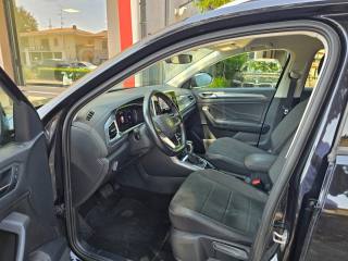 VOLKSWAGEN T-Roc usata, con USB