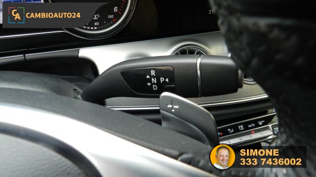 MERCEDES-BENZ E 220 usata 81