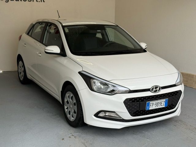 HYUNDAI i20 usata, con Antifurto
