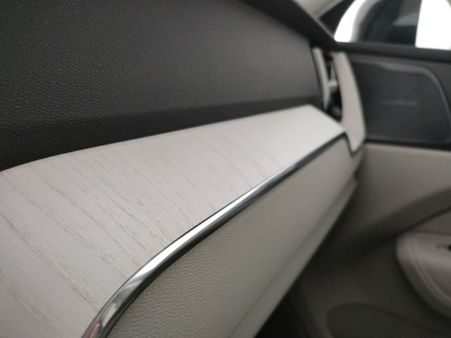 VOLVO XC60 usata, con Touch screen