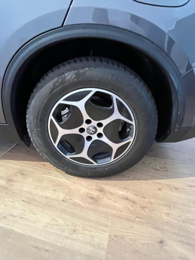 ALFA ROMEO Stelvio usata, con Trazione integrale