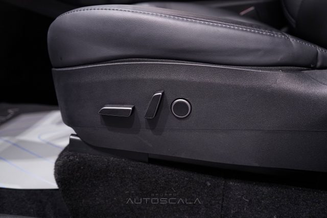 TESLA Model Y usata, con Interni in pelle