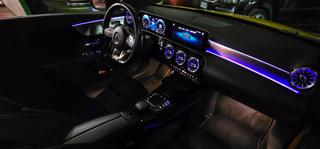MERCEDES-BENZ A 35 AMG usata, con Airbag testa