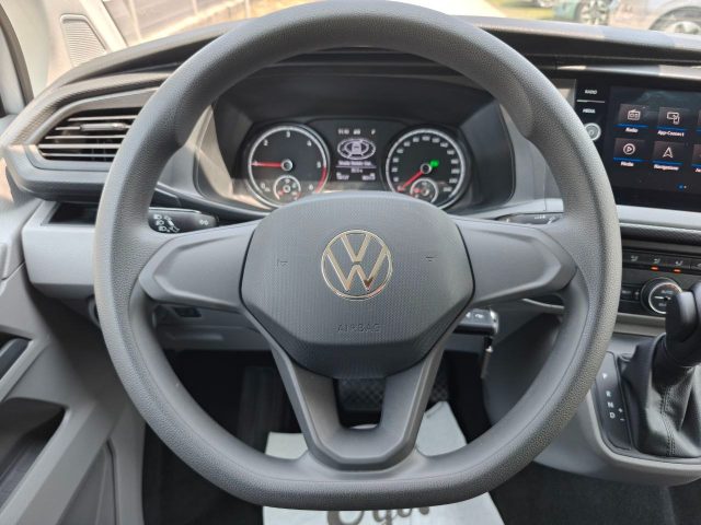 VOLKSWAGEN Caravelle usata 18