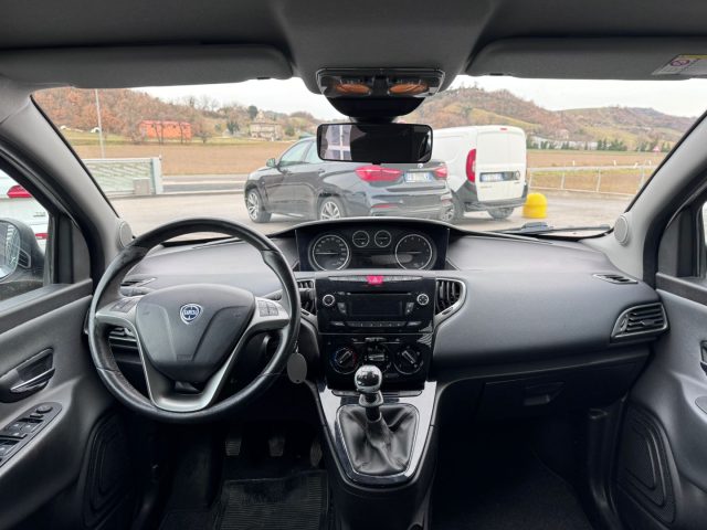 LANCIA Ypsilon usata 12