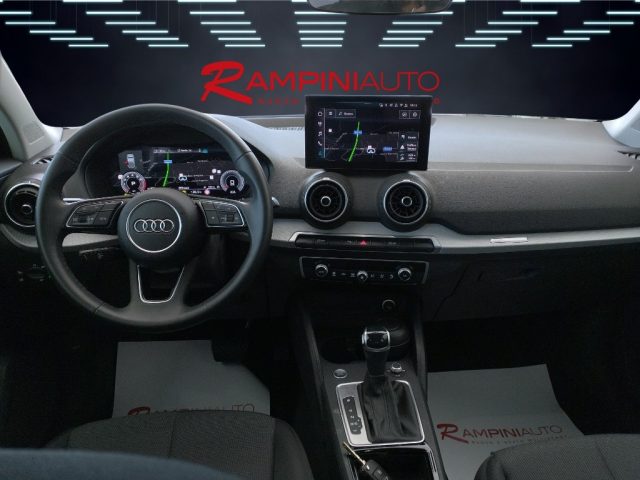 AUDI Q2 usata 12