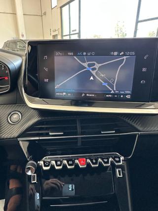 PEUGEOT 2008 usata, con Telecamera per parcheggio assistito