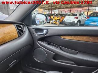 JAGUAR X-Type usata, con Interni in pelle
