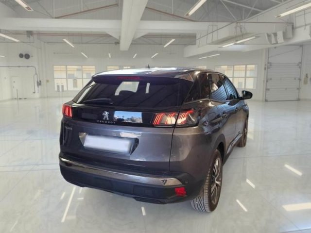 PEUGEOT 3008 usata, con Airbag