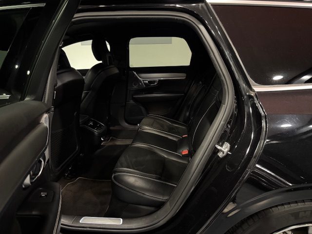 VOLVO V90 usata, con Park Distance Control