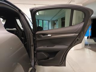 ALFA ROMEO Stelvio usata, con Sospensioni pneumatiche