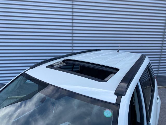 SUZUKI Grand Vitara usata, con Park Distance Control