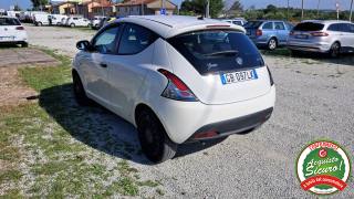 LANCIA Ypsilon usata, con ESP