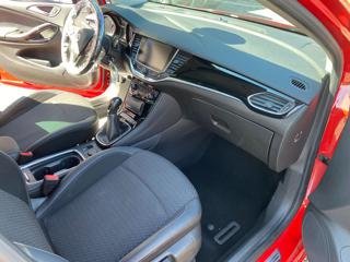 OPEL Astra usata, con Specchietti laterali elettrici