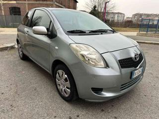 TOYOTA Yaris usata, con Airbag laterali