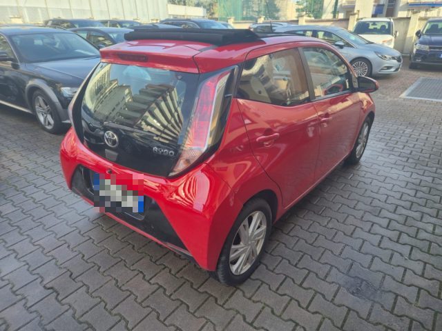 TOYOTA Aygo usata, con Autoradio