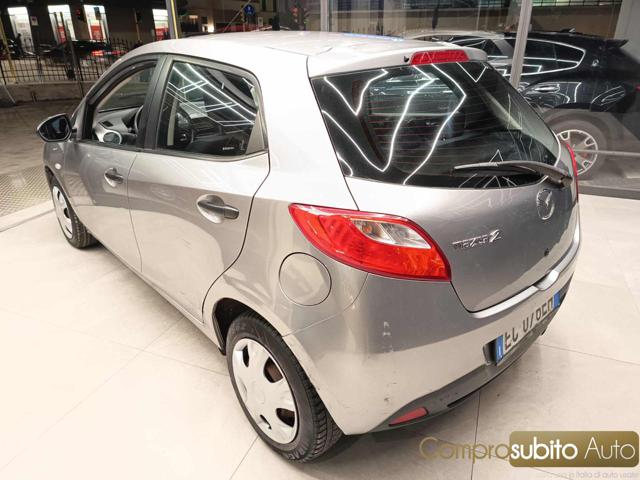 MAZDA 2 usata, con Alzacristalli elettrici