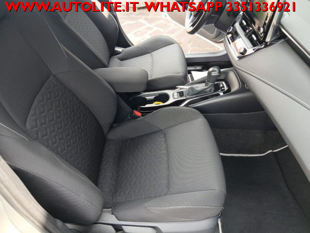 TOYOTA Corolla usata, con Portapacchi