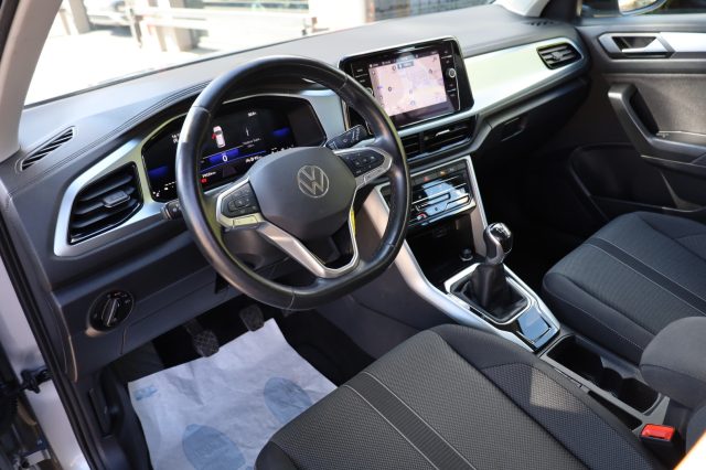 VOLKSWAGEN T-Roc usata, con Volante in pelle
