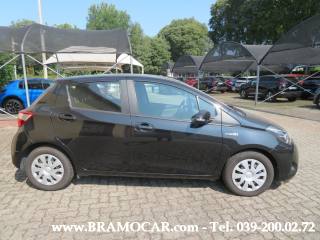 TOYOTA Yaris usata, con Alzacristalli elettrici
