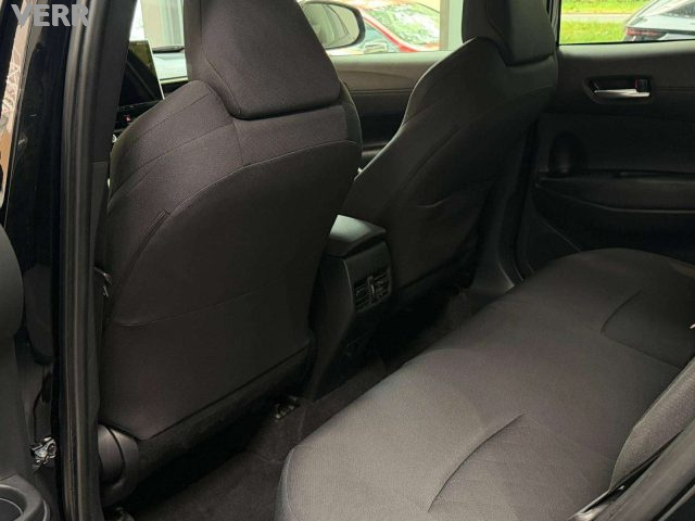TOYOTA Corolla usata, con USB