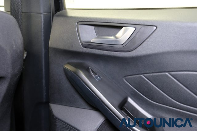 FORD Focus usata, con Telecamera per parcheggio assistito