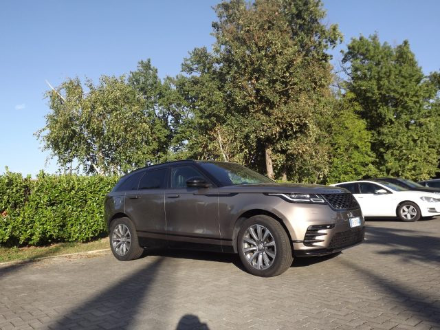 LAND ROVER Range Rover Velar usata, con Autoradio