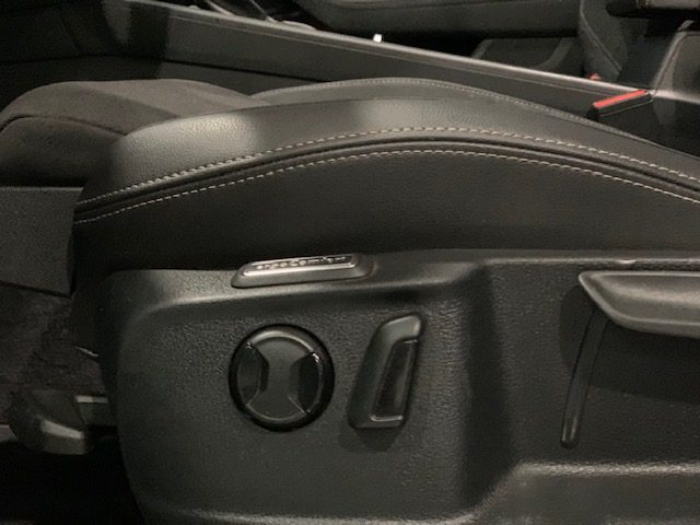 VOLKSWAGEN Passat usata, con Interni in pelle