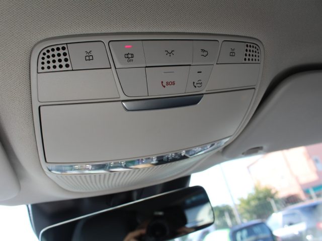 MERCEDES-BENZ GLC 300 usata, con Isofix