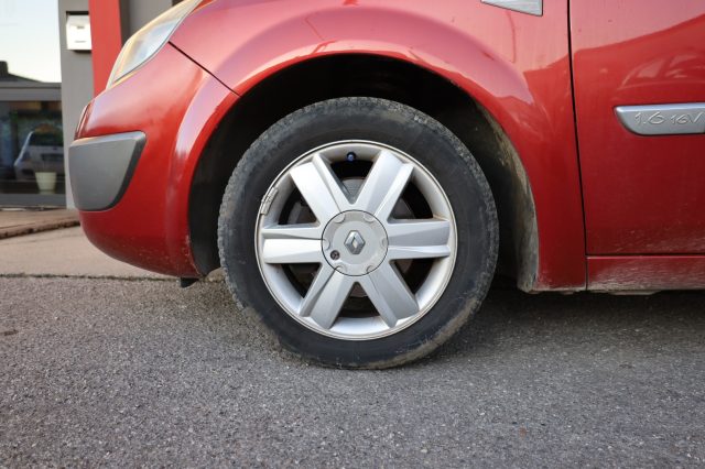 RENAULT Scenic usata 71