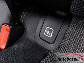 MERCEDES-BENZ E 220 usata, con Specchietto retrovisore con funzione antiabbagliamento