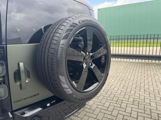 LAND ROVER Defender usata, con Fendinebbia