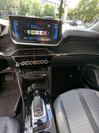 PEUGEOT 2008 usata, con Servosterzo