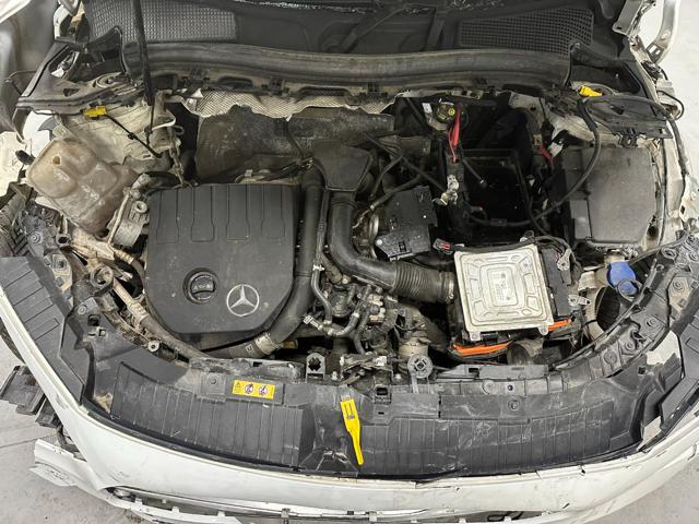 MERCEDES-BENZ GLA 200 usata, con Chiusura centralizzata