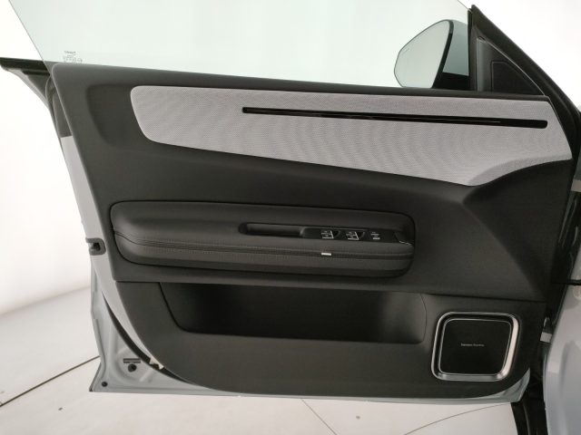 POLESTAR Polestar 4 usata, con Sedile posteriore sdoppiato