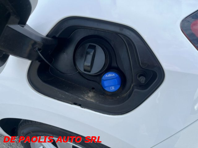 OPEL Corsa usata, con Autoradio digitale