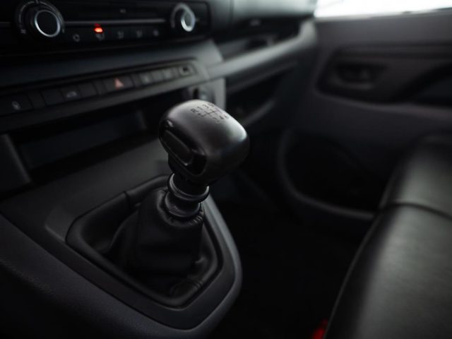 PEUGEOT Expert usata 14