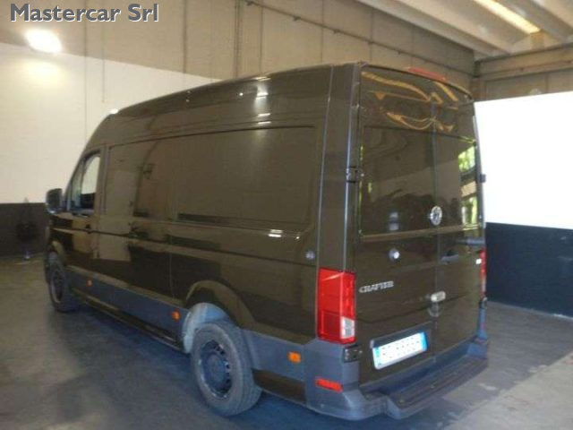 VOLKSWAGEN Crafter usata, con Airbag