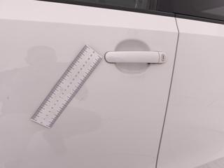 VOLKSWAGEN up! usata 32