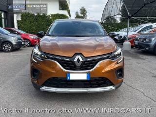 RENAULT Captur usata, con Fari LED