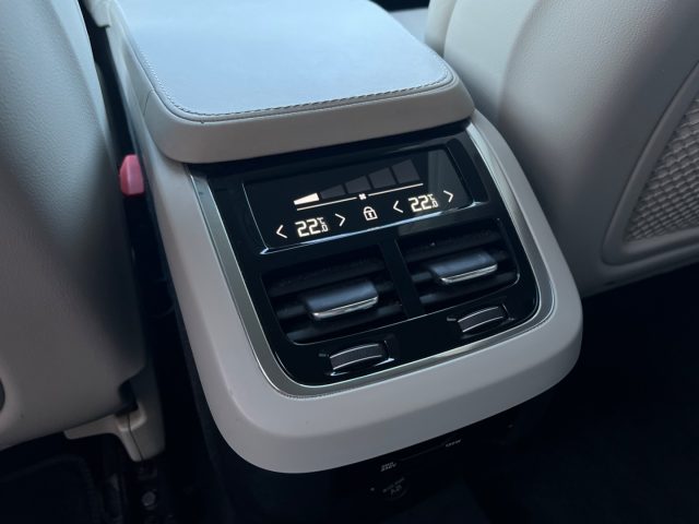 VOLVO XC90 usata, con Controllo automatico clima