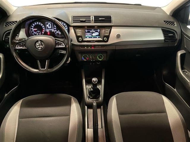 SKODA Fabia usata, con Fendinebbia