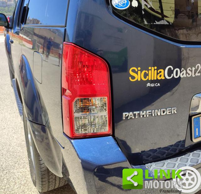 NISSAN Pathfinder usata, con Chiusura centralizzata