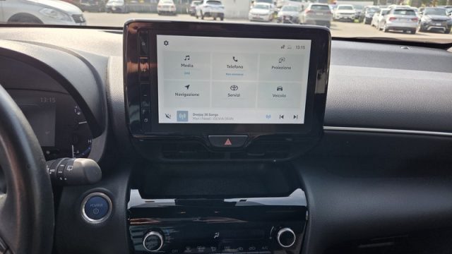 TOYOTA Yaris Cross usata, con USB