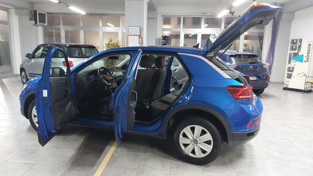 VOLKSWAGEN T-Roc usata, con Volante multifunzione