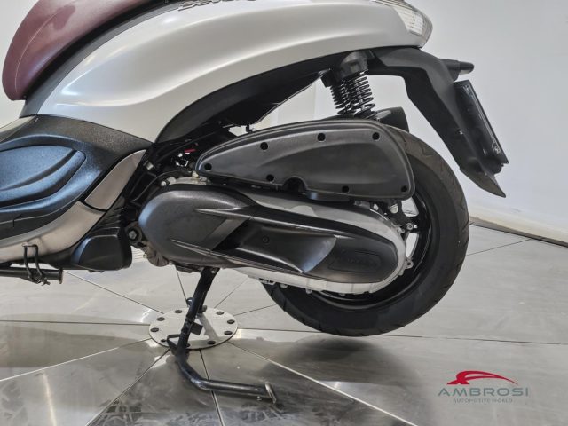 PIAGGIO Beverly 500 usata 13