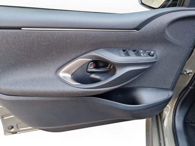 MAZDA 2 usata, con Fendinebbia