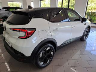RENAULT Captur usata, con Autoradio